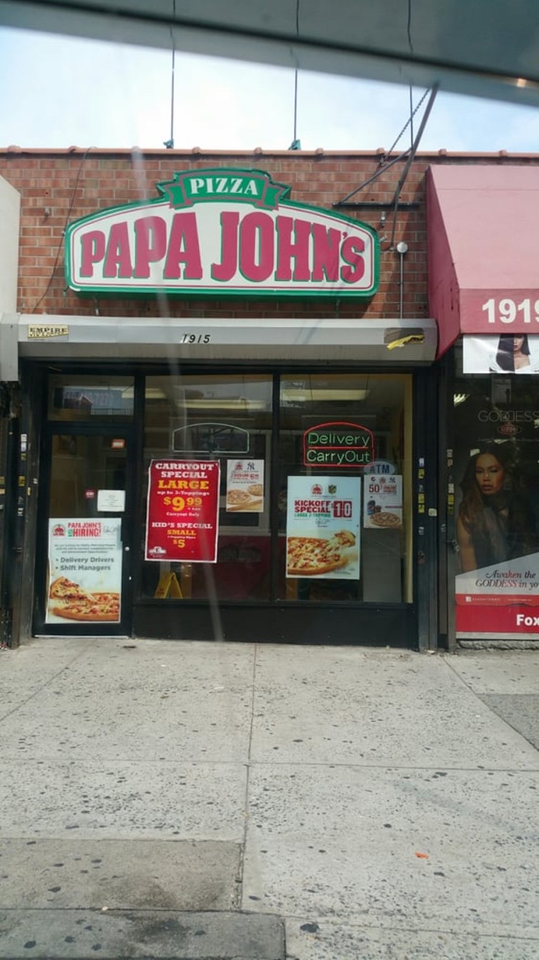 Papa John’s Pizza in Flatbush
